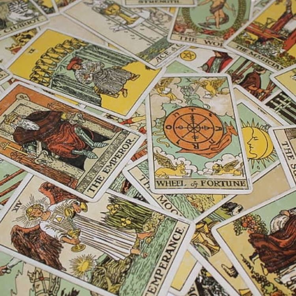 2 Question Tarot Card Reading - Picture 7 of 10